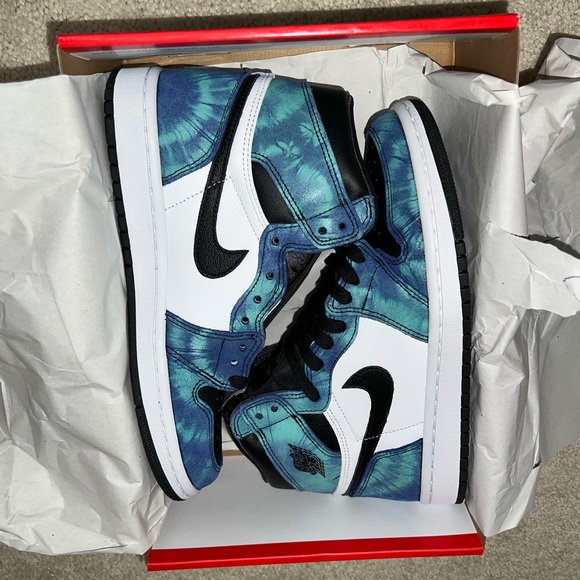 Air Jordan 1 High OG Tie Dye - Picture 3 of 4